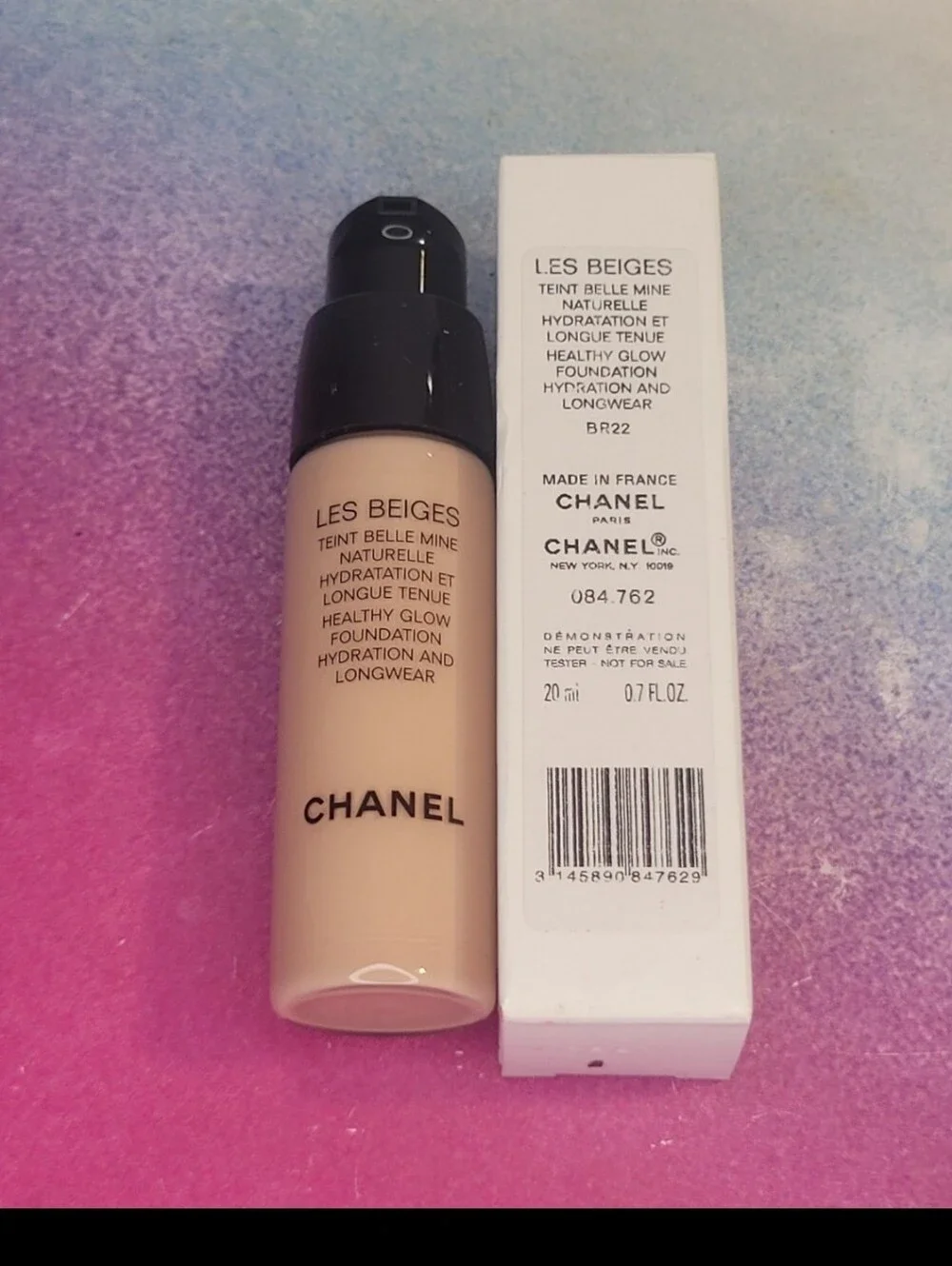 Chanel Les Beiges Healthy Glow Foundation BR22